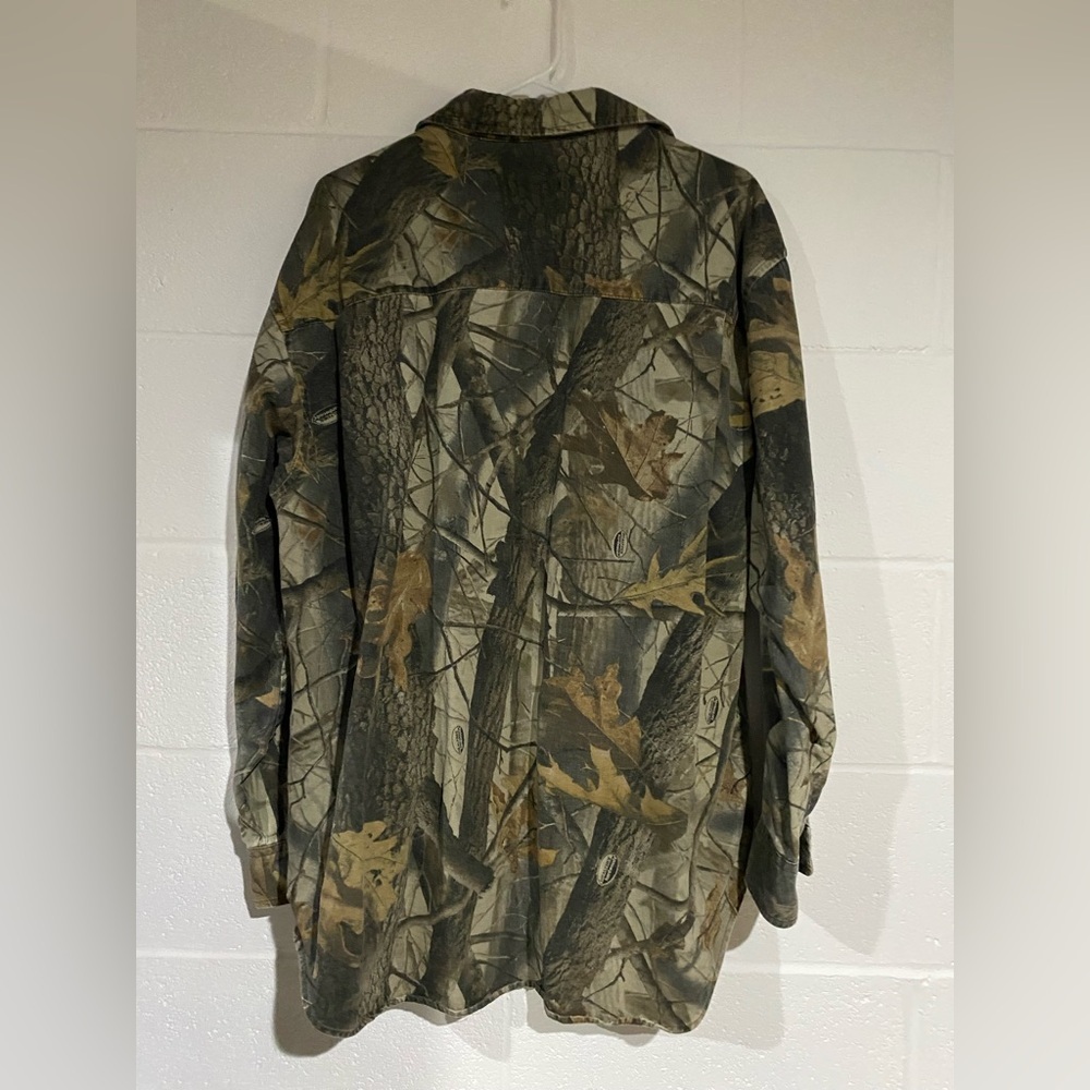 Large camo button front - Picture 5 of 5